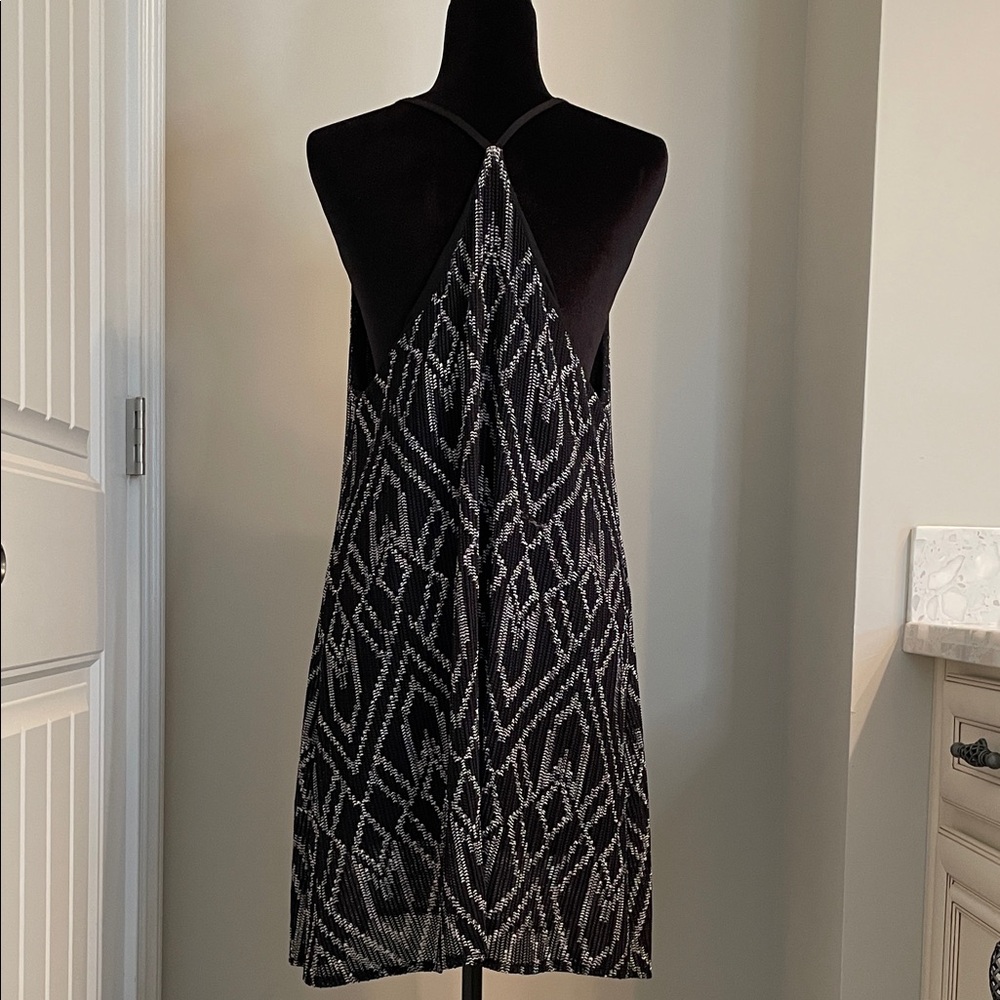 Aeropostale Black and White Geometric Mini Dress - Picture 2 of 13